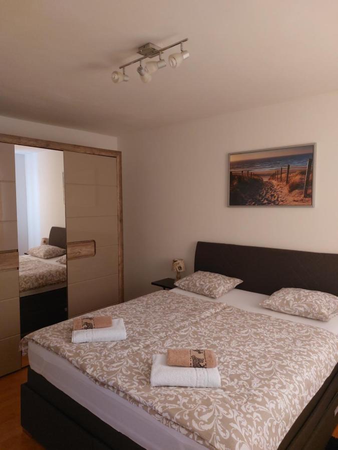 Apartman Sous Les Rochers Grižane Buitenkant foto